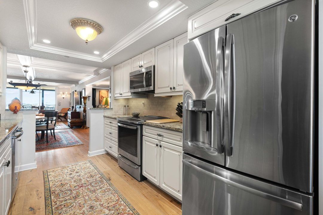 Active With Contract: $1,150,000 (2 beds, 2 baths, 1520 Square Feet)