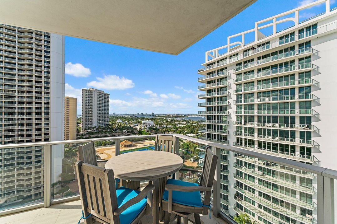 For Rent: $15,000 (2 beds, 2 baths, 1755 Square Feet)