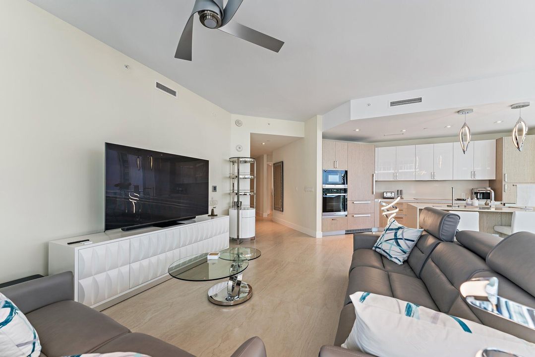 For Rent: $15,000 (2 beds, 2 baths, 1755 Square Feet)