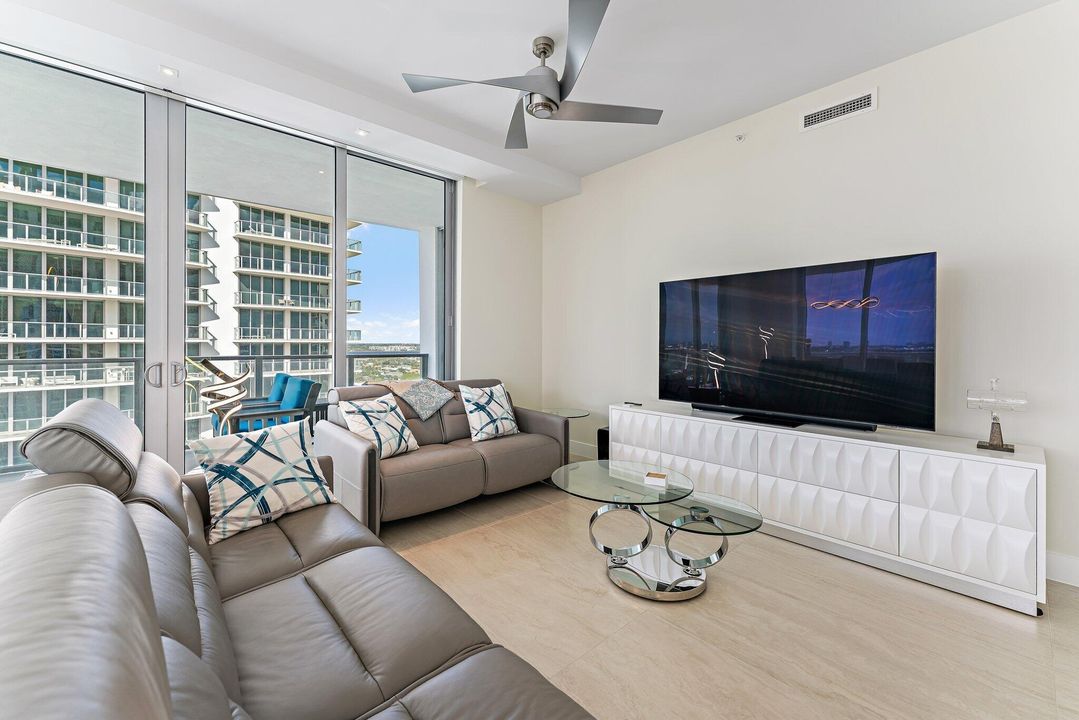 For Rent: $15,000 (2 beds, 2 baths, 1755 Square Feet)