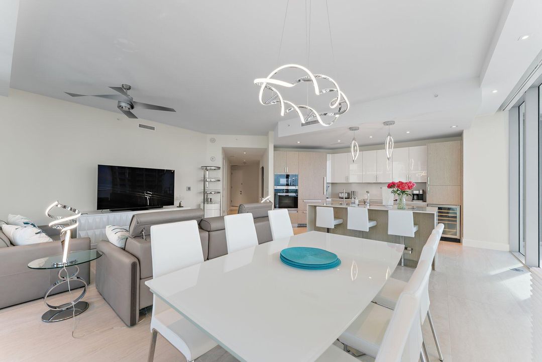 For Rent: $15,000 (2 beds, 2 baths, 1755 Square Feet)