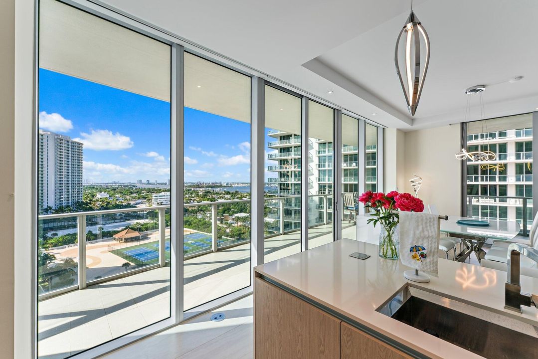 For Rent: $15,000 (2 beds, 2 baths, 1755 Square Feet)