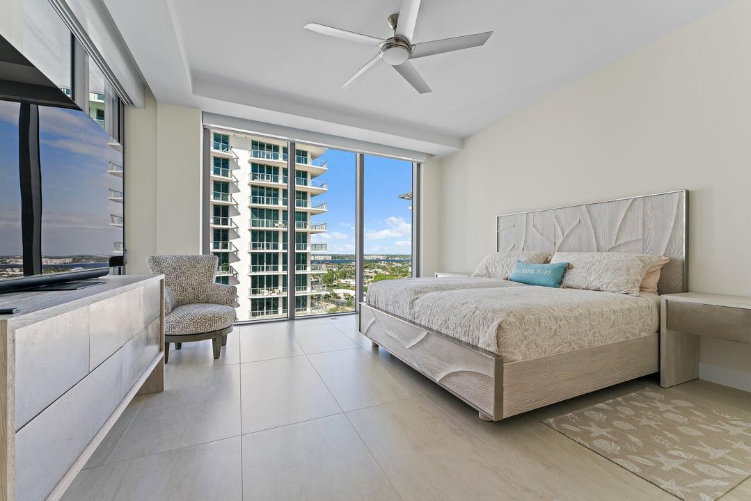 For Rent: $15,000 (2 beds, 2 baths, 1755 Square Feet)