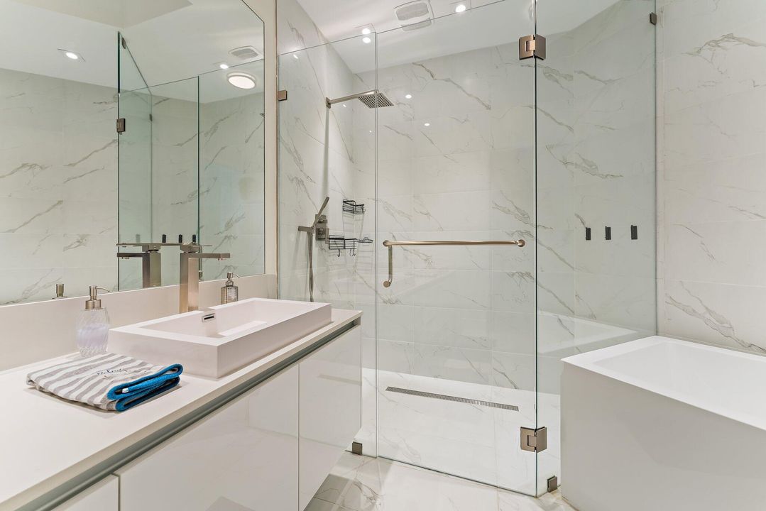 For Rent: $15,000 (2 beds, 2 baths, 1755 Square Feet)