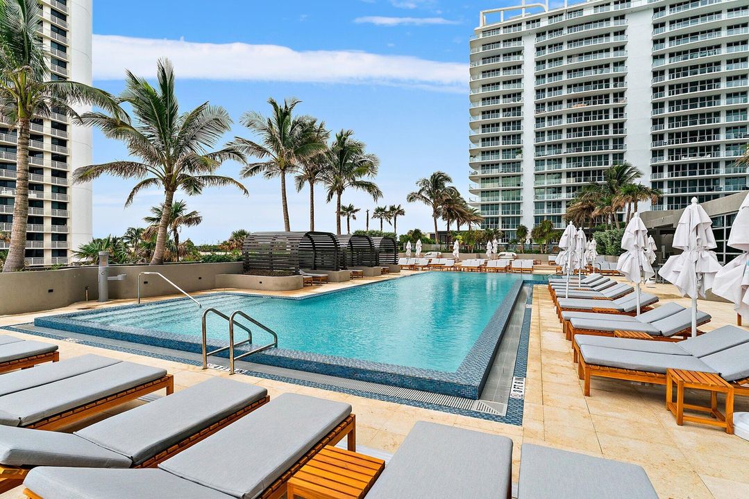 For Rent: $15,000 (2 beds, 2 baths, 1755 Square Feet)