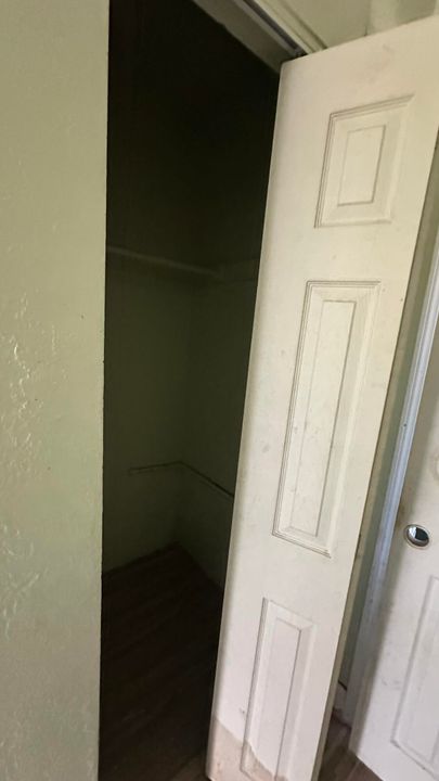 待售: $325,000 (0 贝兹, 0 浴室, 1887 平方英尺)