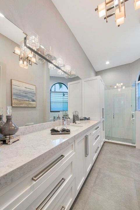 For Sale: $3,999,999 (4 beds, 3 baths, 4316 Square Feet)