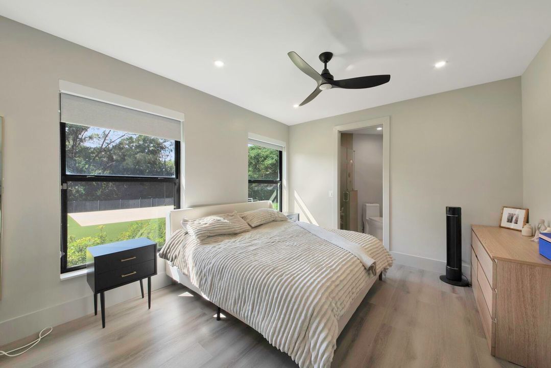 For Sale: $3,999,999 (4 beds, 3 baths, 4316 Square Feet)