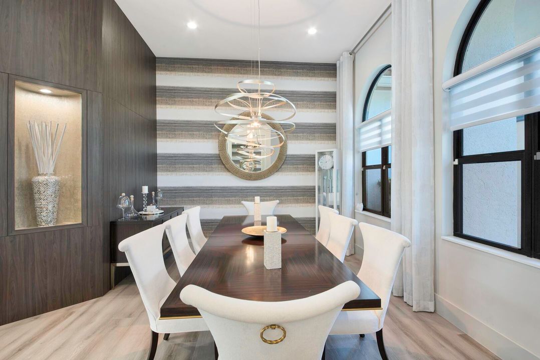 For Sale: $3,999,999 (4 beds, 3 baths, 4316 Square Feet)