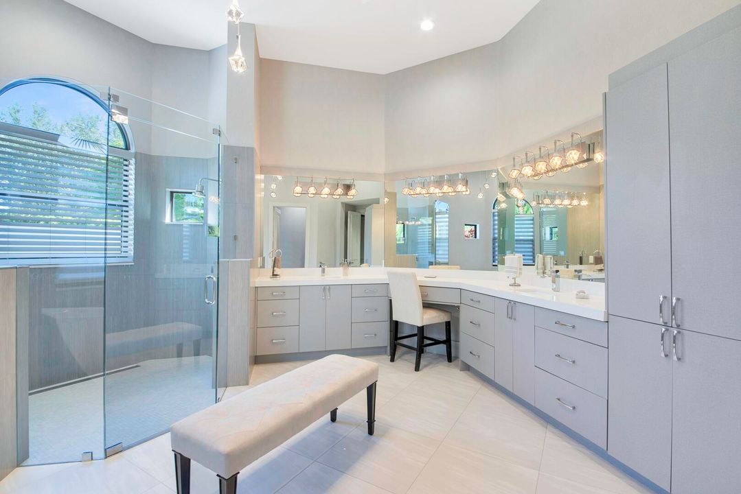 For Sale: $3,999,999 (4 beds, 3 baths, 4316 Square Feet)