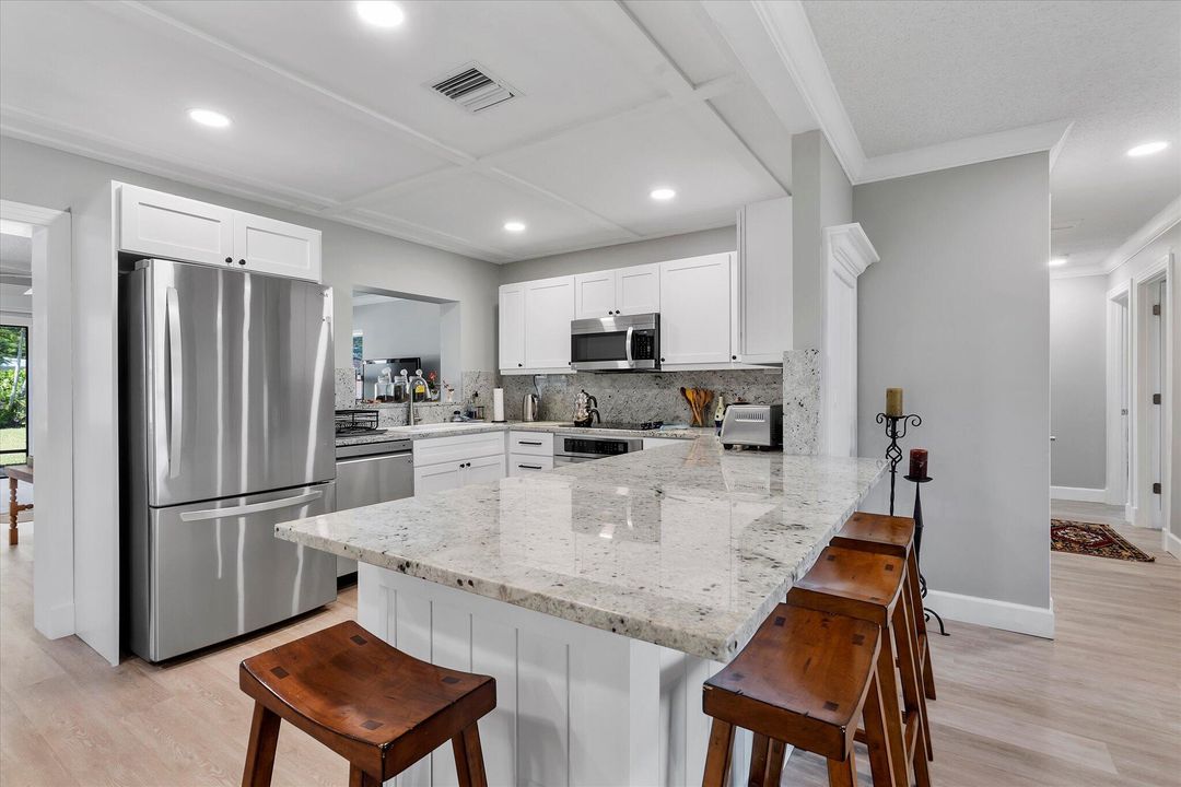 На продажу: $420,000 (3 спален, 2 ванн, 1628 Квадратных фут)