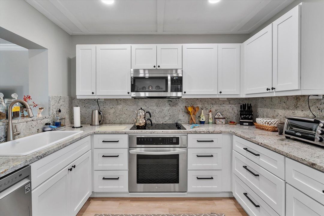 На продажу: $420,000 (3 спален, 2 ванн, 1628 Квадратных фут)