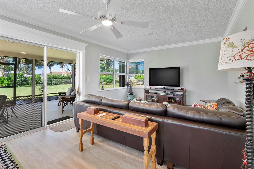 На продажу: $420,000 (3 спален, 2 ванн, 1628 Квадратных фут)