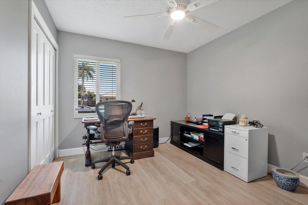 На продажу: $420,000 (3 спален, 2 ванн, 1628 Квадратных фут)