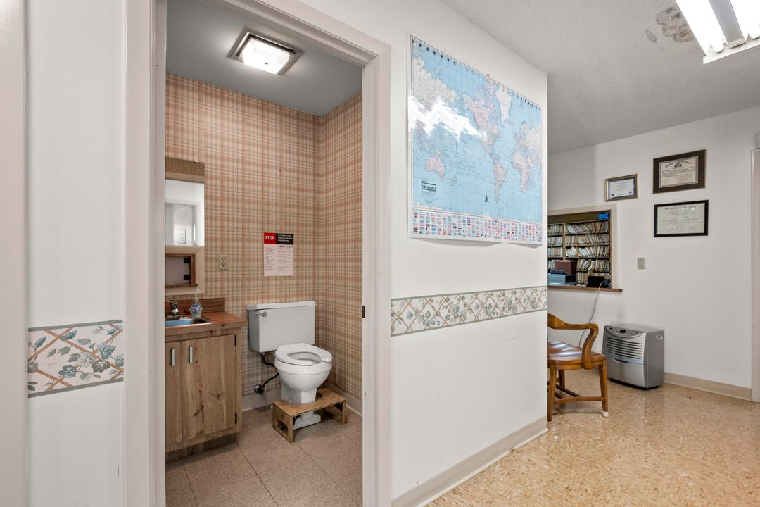 For Sale: $725,000 (0 beds, 0 baths, 2100 Square Feet)