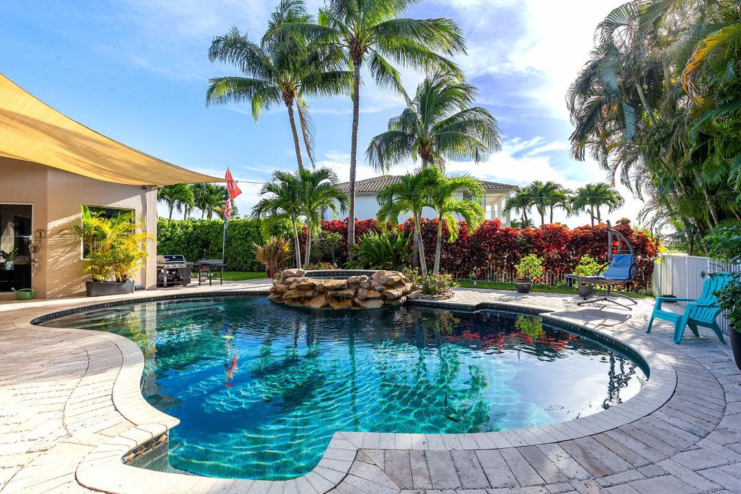 For Rent: $10,000 (4 beds, 3 baths, 3117 Square Feet)