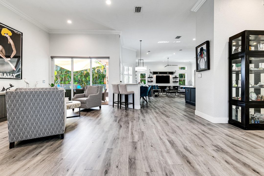 For Rent: $10,000 (4 beds, 3 baths, 3117 Square Feet)