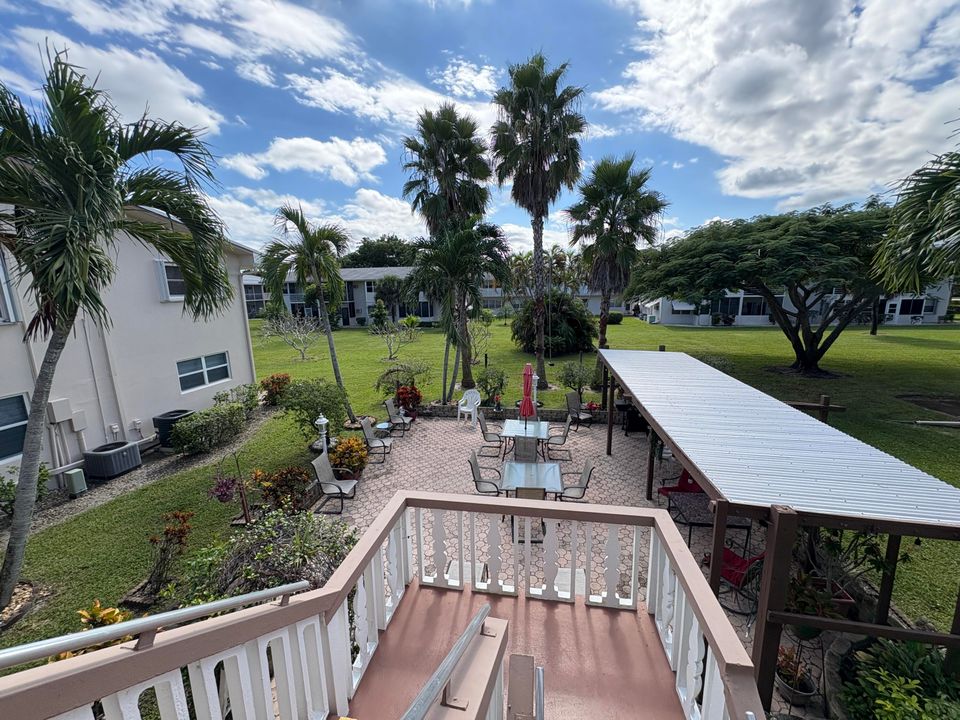 For Rent: $1,450 (1 beds, 1 baths, 684 Square Feet)