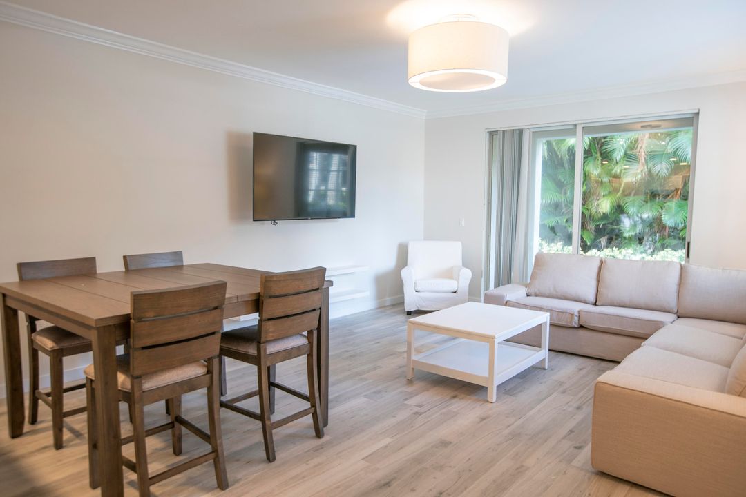 Active With Contract: $6,500 (2 beds, 2 baths, 1401 Square Feet)