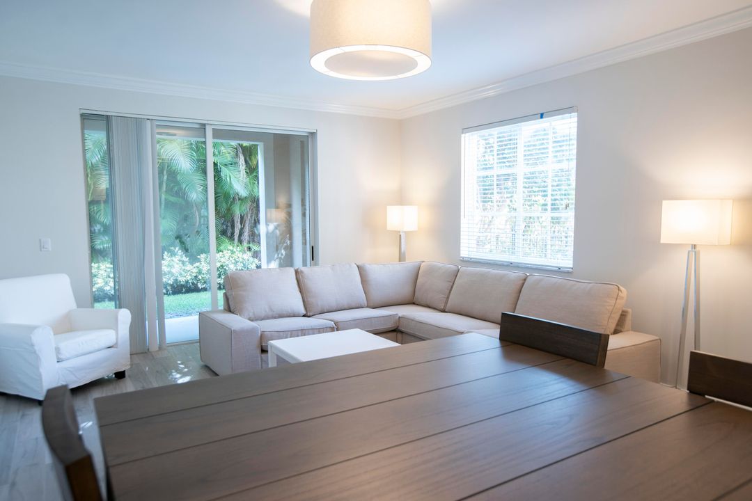 Active With Contract: $6,500 (2 beds, 2 baths, 1401 Square Feet)