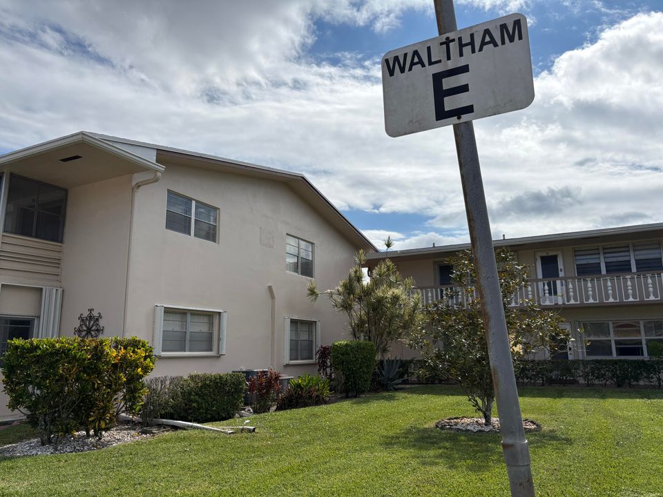 For Rent: $1,450 (1 beds, 1 baths, 684 Square Feet)