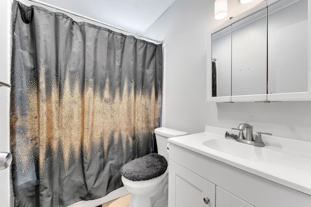 На продажу: $285,000 (3 спален, 2 ванн, 1200 Квадратных фут)