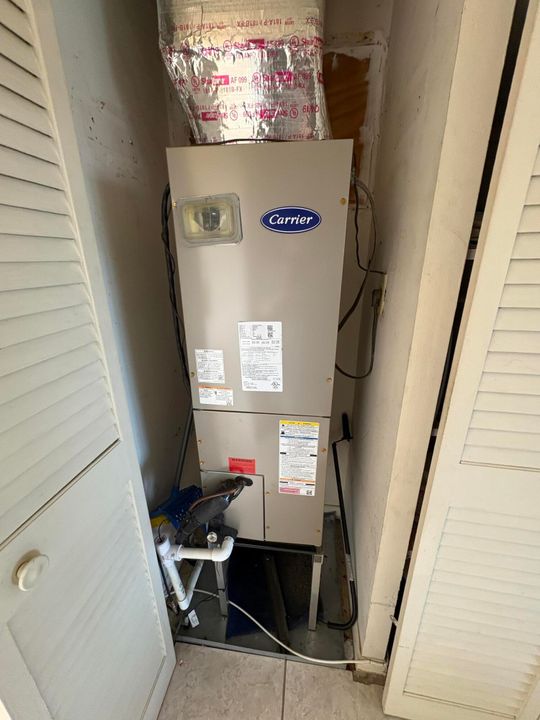 For Rent: $1,450 (1 beds, 1 baths, 684 Square Feet)