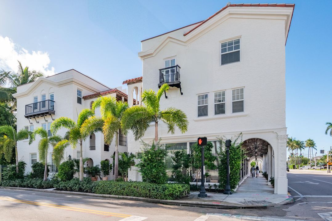 В аренду: $8,500 (1 спален, 1 ванн, 0 Квадратных фут)