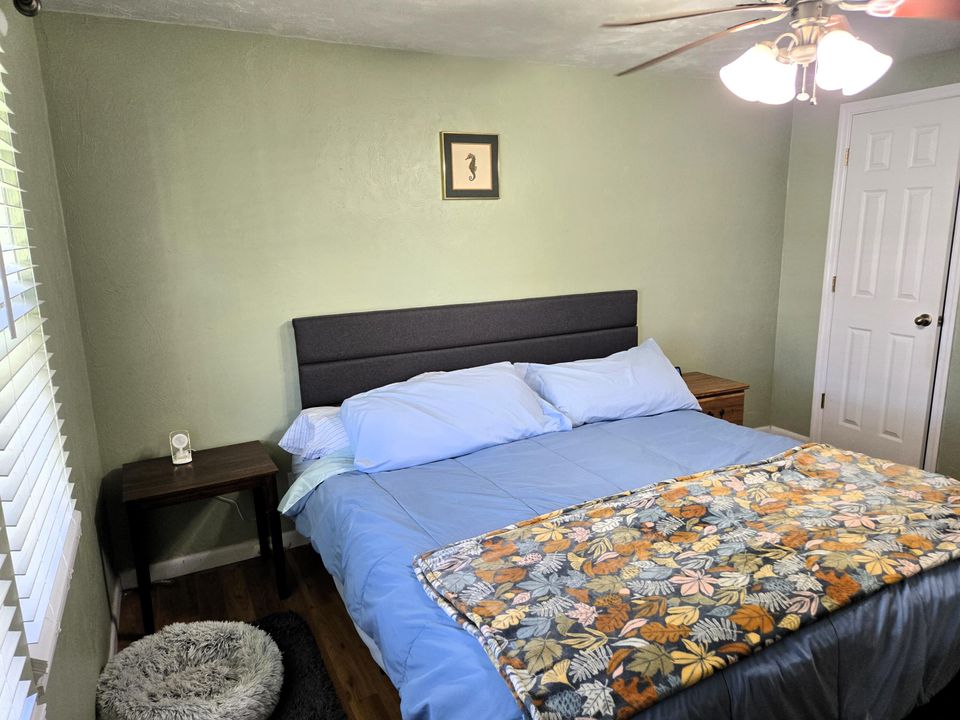 На продажу: $265,000 (3 спален, 2 ванн, 2128 Квадратных фут)