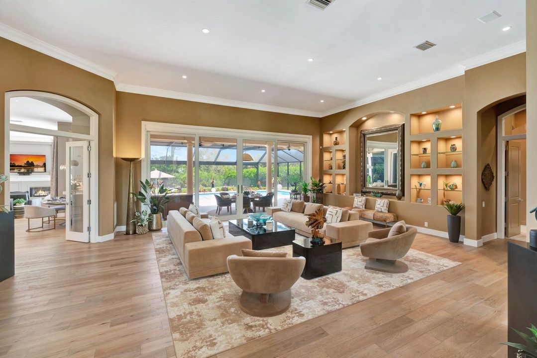 待售: $3,499,000 (5 贝兹, 4 浴室, 5784 平方英尺)