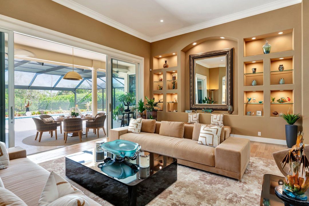 待售: $3,499,000 (5 贝兹, 4 浴室, 5784 平方英尺)