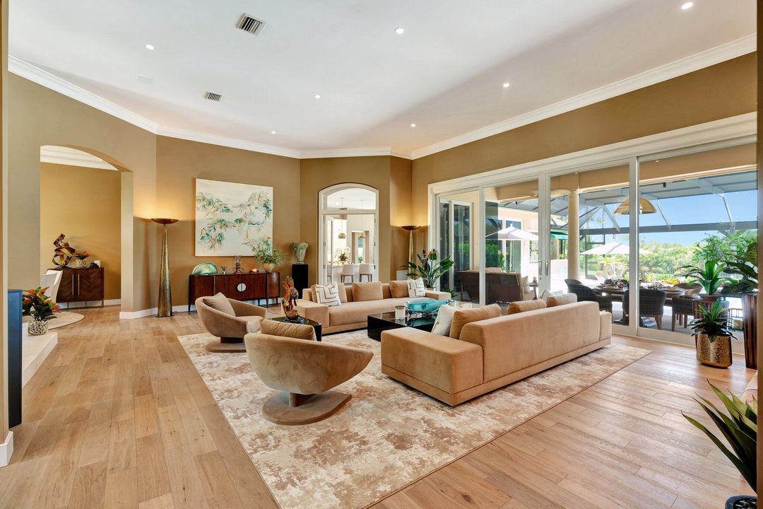 待售: $3,499,000 (5 贝兹, 4 浴室, 5784 平方英尺)