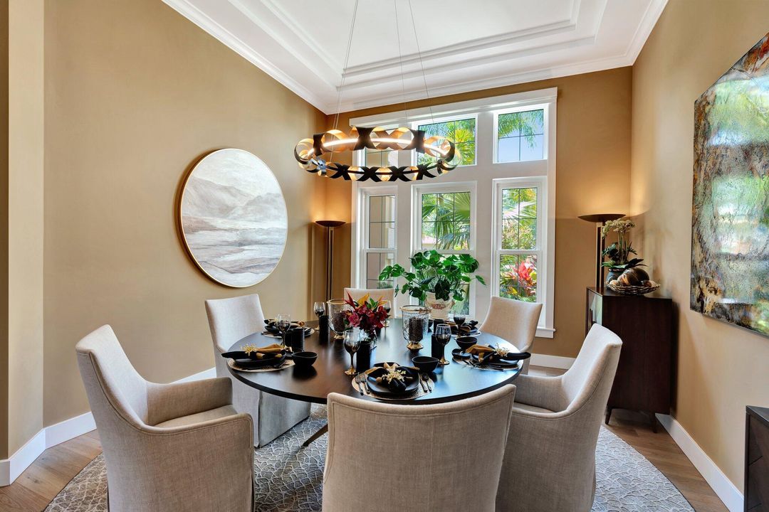 待售: $3,499,000 (5 贝兹, 4 浴室, 5784 平方英尺)