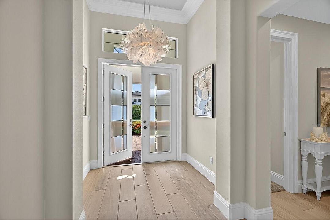 For Sale: $995,000 (4 beds, 3 baths, 2877 Square Feet)