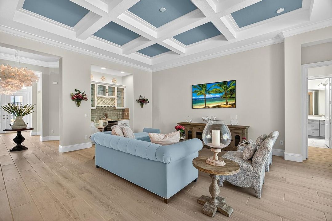 For Sale: $995,000 (4 beds, 3 baths, 2877 Square Feet)