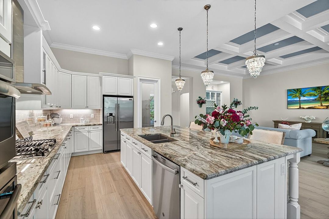 For Sale: $995,000 (4 beds, 3 baths, 2877 Square Feet)