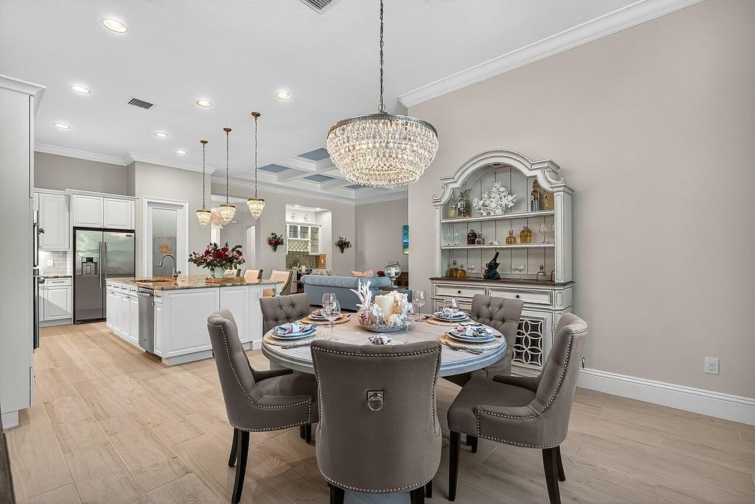 For Sale: $995,000 (4 beds, 3 baths, 2877 Square Feet)