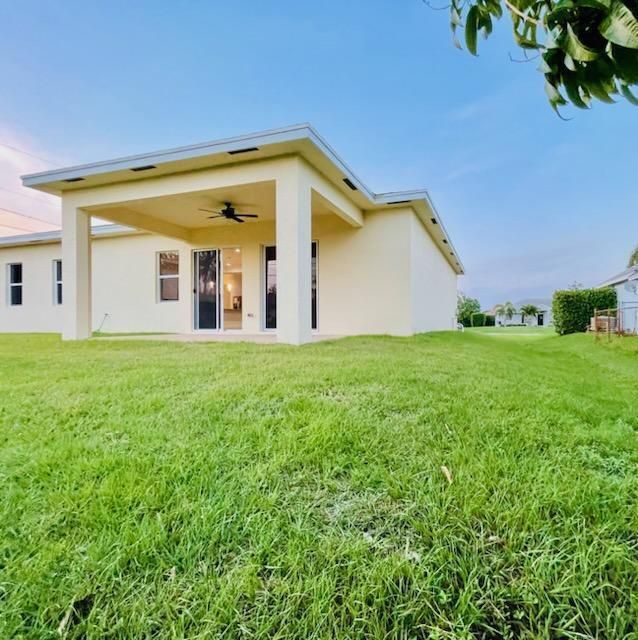 待售: $489,900 (4 贝兹, 3 浴室, 2078 平方英尺)