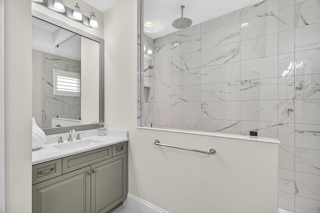 For Sale: $995,000 (4 beds, 3 baths, 2877 Square Feet)