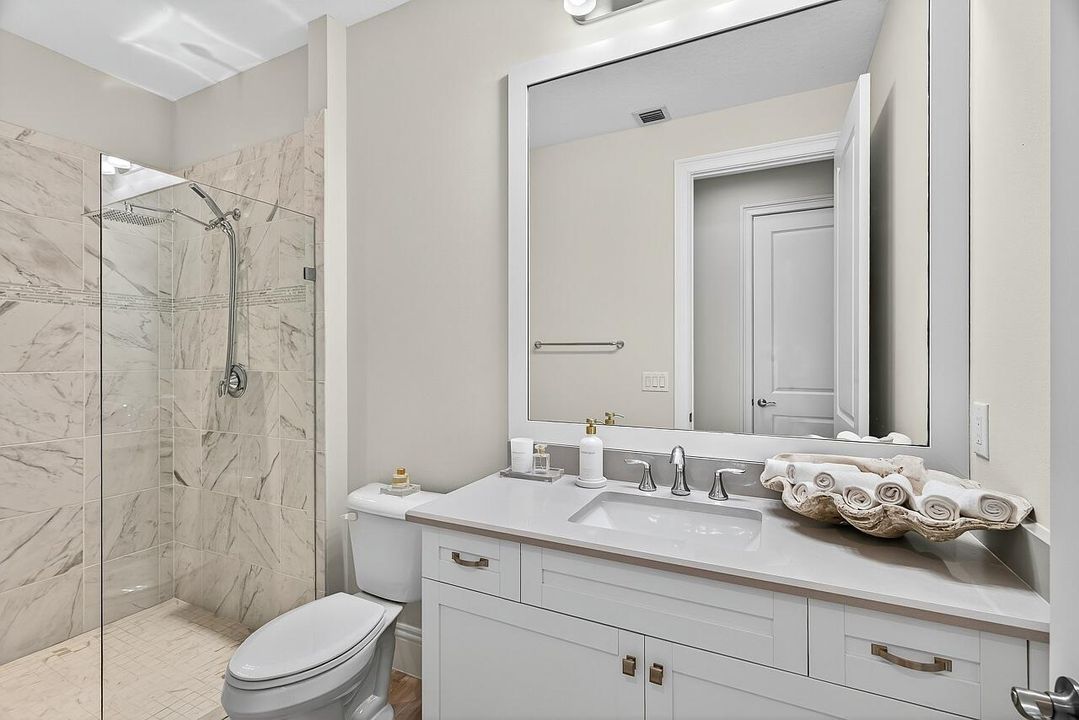 For Sale: $995,000 (4 beds, 3 baths, 2877 Square Feet)