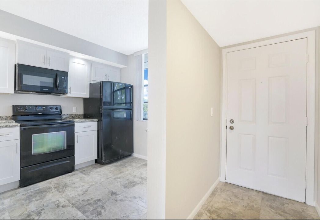 For Rent: $2,500 (2 beds, 2 baths, 1437 Square Feet)