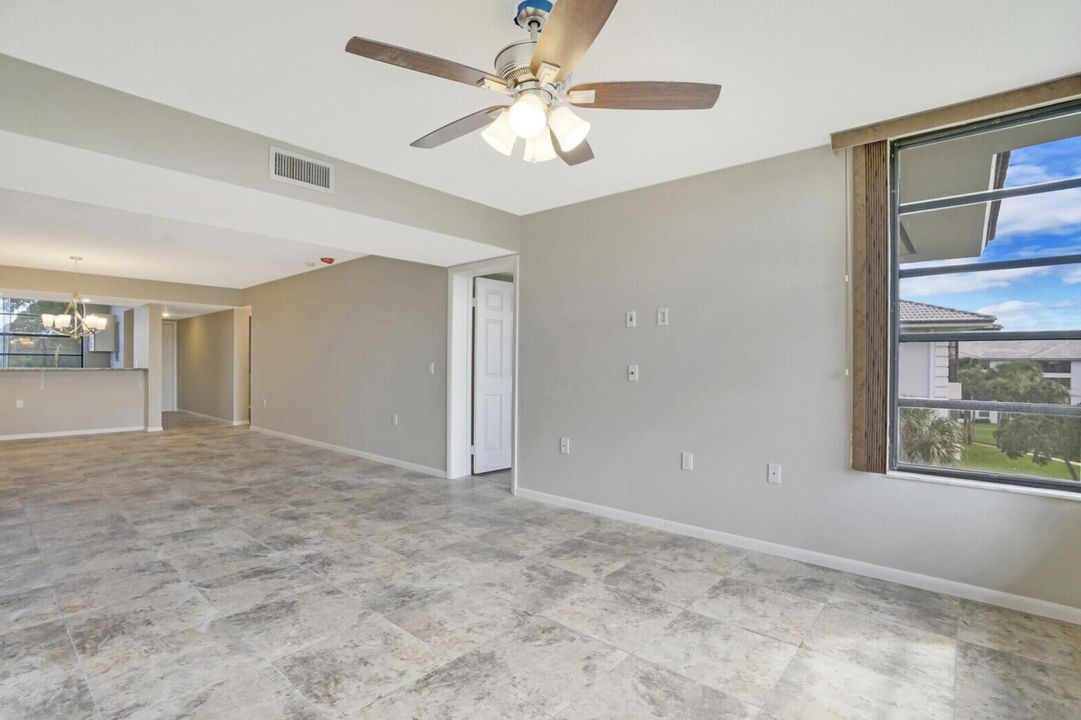 For Rent: $2,500 (2 beds, 2 baths, 1437 Square Feet)