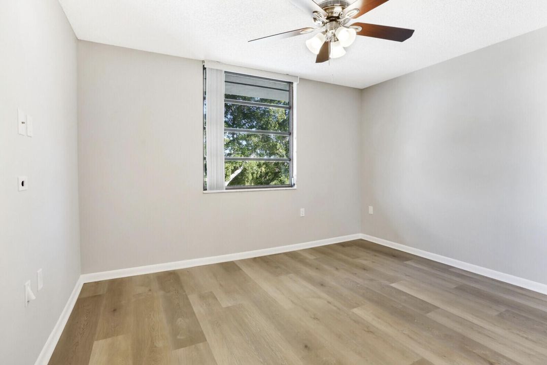 For Rent: $2,500 (2 beds, 2 baths, 1437 Square Feet)