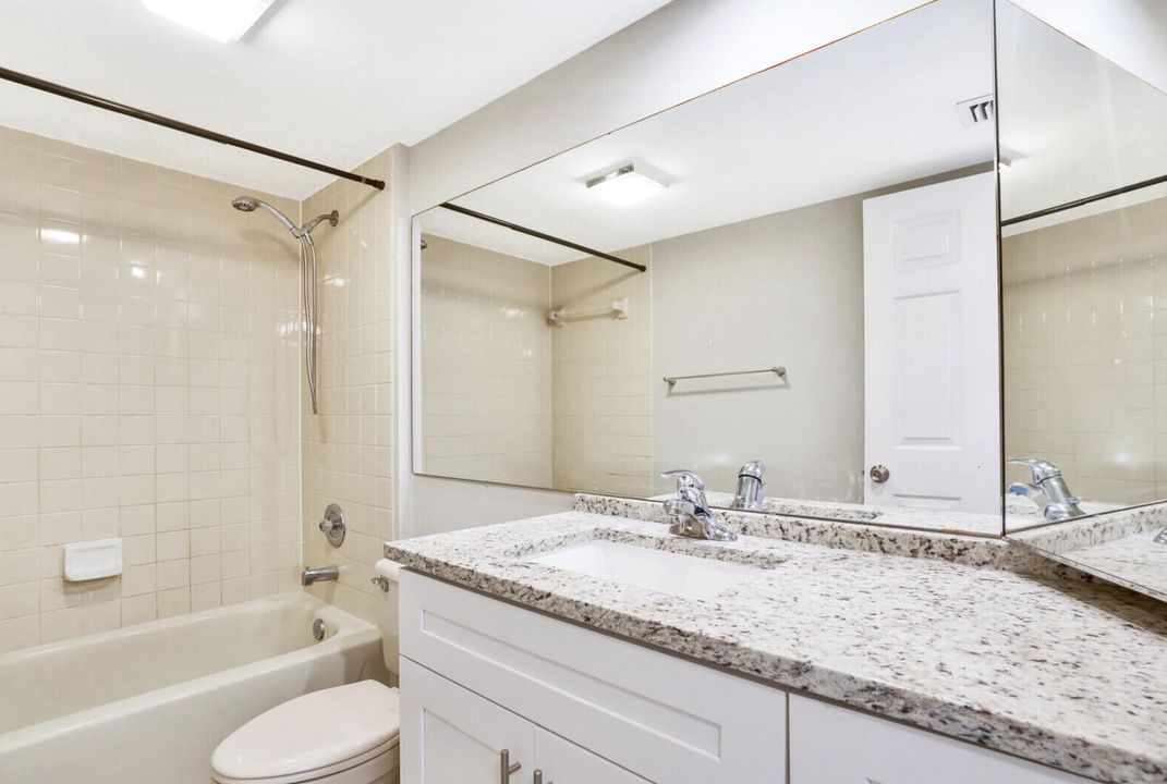 For Rent: $2,500 (2 beds, 2 baths, 1437 Square Feet)