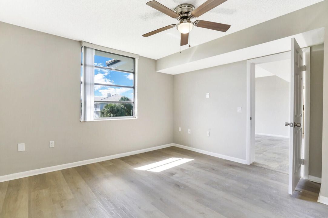 For Rent: $2,500 (2 beds, 2 baths, 1437 Square Feet)