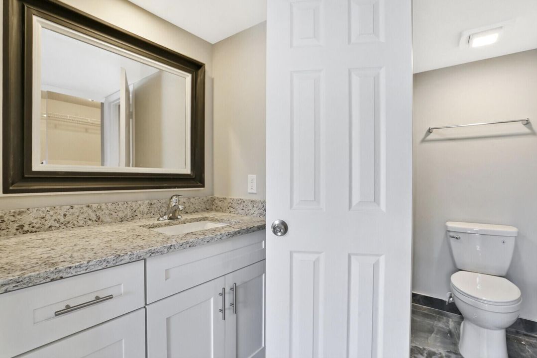 For Rent: $2,500 (2 beds, 2 baths, 1437 Square Feet)