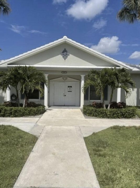 For Rent: $2,500 (2 beds, 2 baths, 1437 Square Feet)