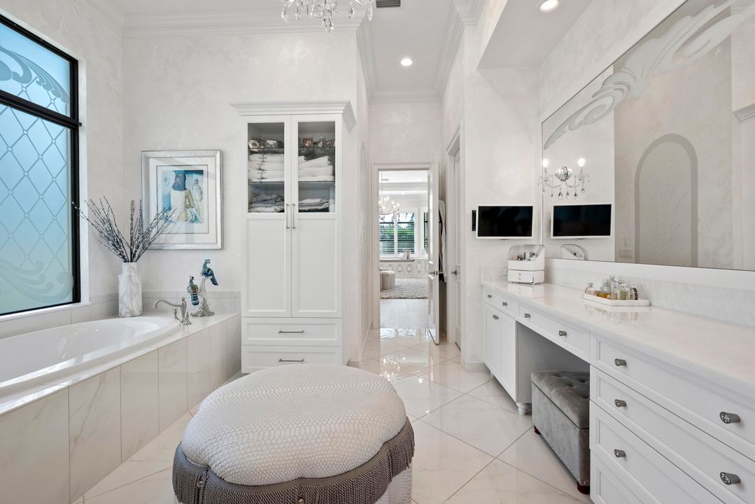 Active With Contract: $3,195,000 (4 beds, 5 baths, 4783 Square Feet)