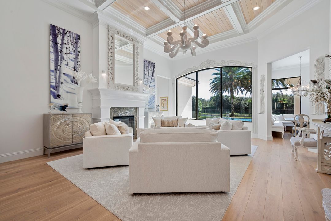 Active With Contract: $3,195,000 (4 beds, 5 baths, 4783 Square Feet)