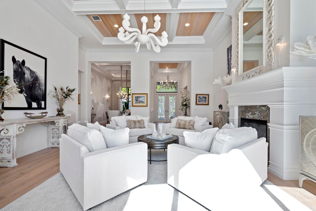 Active With Contract: $3,195,000 (4 beds, 5 baths, 4783 Square Feet)